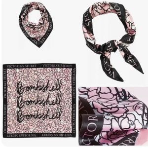 VICTORIA SECRET BOMBSHELL SIGNATURE SCARF 25X25 NEW WITH TAGS